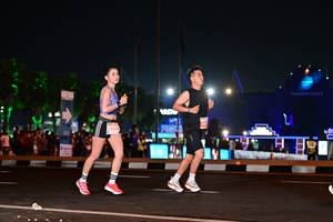 BIB: 2300
                            <button type="button" onclick="openModal(15070662)" class="btn btn-primary btn-sm float-right btn-popup" data-toggle="modal" data-target=".modal-high-quality">
                        <i class="fas fa-shopping-cart"></i> Add to Cart
                    </button>
                                            <button type="button" onclick="isThisMe(15070662, true)" class="btn btn-success btn-sm float-right btn-popup btn-isme hidden" data-toggle="tooltip" data-placement="bottom" title="นี่คือรูปของคุณใช่ไหม คลิกที่นี่เพื่อเอาเข้าอัลบั้ม">
                        <i class="fas fa-plus"></i> Add to album
                    </button>
                    <button type="button" onclick="isThisMe(15070662, false)" class="btn btn-warning btn-sm float-right btn-popup btn-isnotme hidden">
                        <i class="fas fa-ban"></i> Remove from album
                    </button>